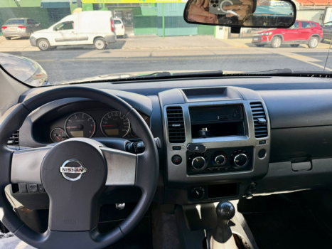 NISSAN Frontier 2.5 S 4X4 TURBO DIESEL CABINE DUPLA, Foto 5