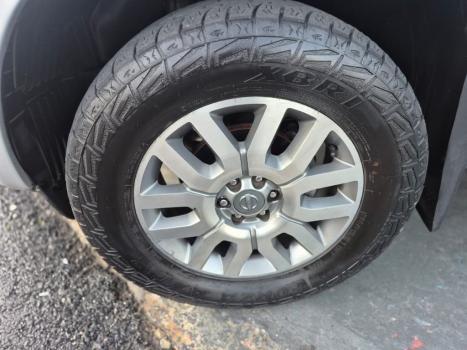 NISSAN Frontier 2.5 SL 4X4 TURBO DIESEL CABINE DUPLA AUTOM�TICO, Foto 13