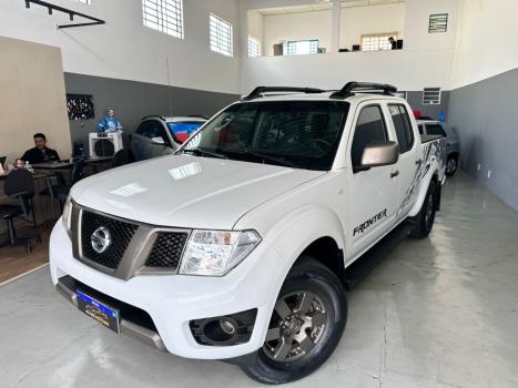 NISSAN Frontier 2.5 S 4X4 TURBO DIESEL CABINE DUPLA, Foto 3