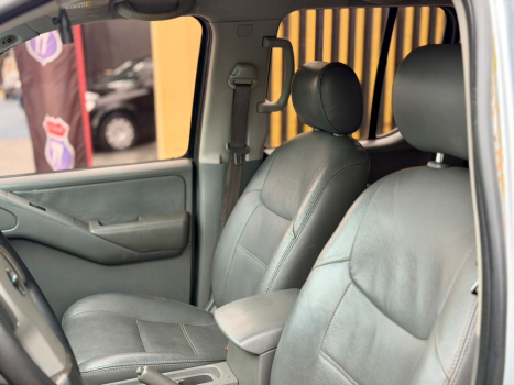 NISSAN Frontier 2.5 XE TURBO DIESEL CABINE DUPLA, Foto 10