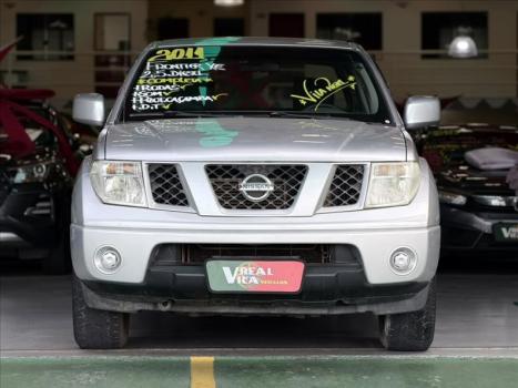 NISSAN Frontier 2.5 XE TURBO DIESEL CABINE DUPLA, Foto 2