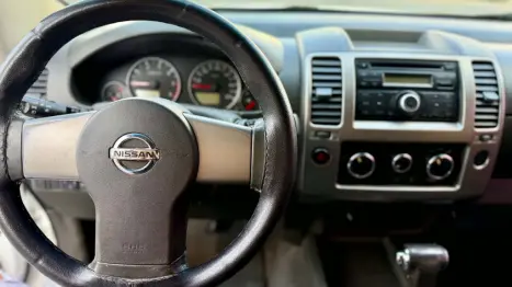 NISSAN Frontier 2.5 16V 4X4 SV ATTACK TURBO DIESEL CABINE DUPLA AUTOMÁTICO, Foto 9