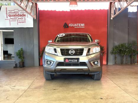 NISSAN Frontier , Foto 3