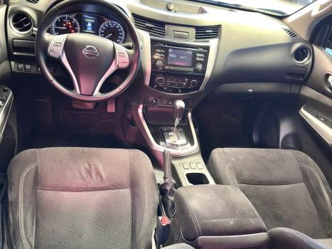 NISSAN Frontier , Foto 11