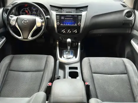 NISSAN Frontier , Foto 13