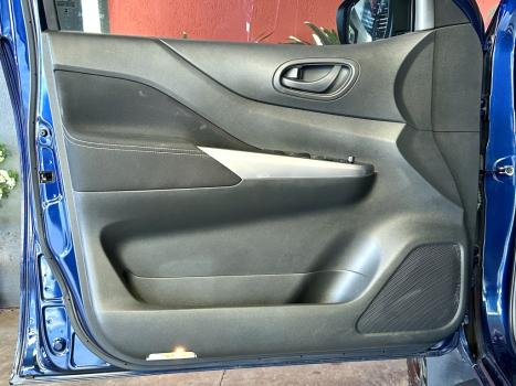 NISSAN Frontier , Foto 8