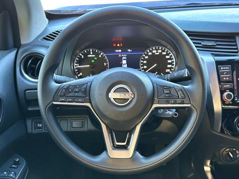 NISSAN Frontier , Foto 12