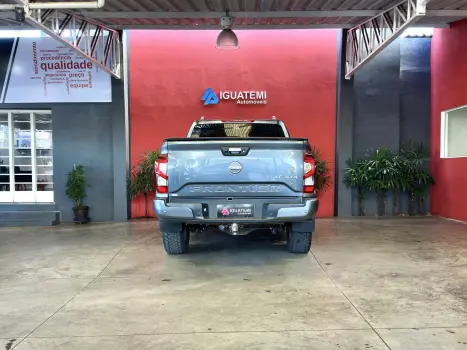 NISSAN Frontier , Foto 16