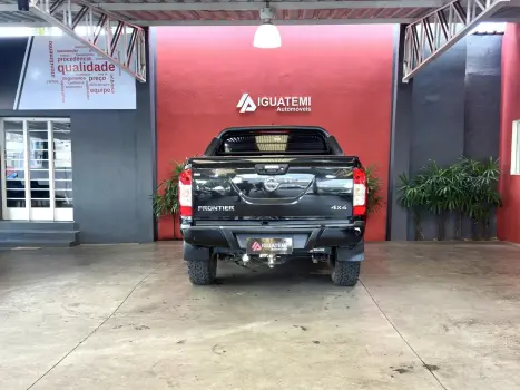 NISSAN Frontier , Foto 24