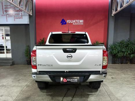 NISSAN Frontier , Foto 10