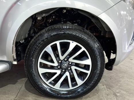 NISSAN Frontier , Foto 13
