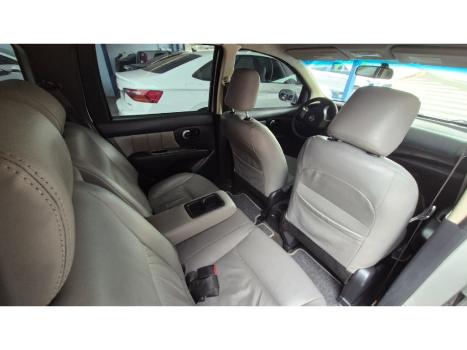 NISSAN Grand Livina 1.8 16V 4P FLEX, Foto 11