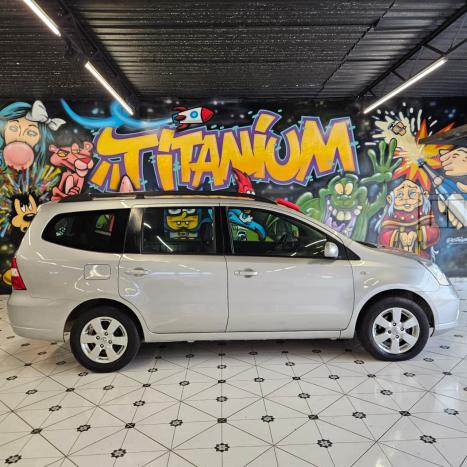 NISSAN Grand Livina 1.8 16V 4P FLEX, Foto 7