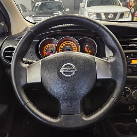 NISSAN Grand Livina 1.8 16V 4P FLEX, Foto 14