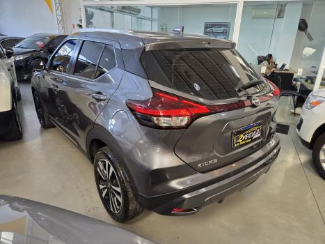 NISSAN Kicks 1.6 16V 4P FLEXSTART EXCLUSIVE XTRONIC AUTOMTICO CVT, Foto 2
