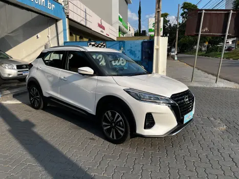 NISSAN Kicks 1.6 16V 4P FLEXSTART EXCLUSIVE XTRONIC AUTOMÁTICO CVT, Foto 2 NISSAN Kicks 1.6 16V 4P FLEXSTART EXCLUSIVE XTRONIC AUTOMÁTICO CVT, Foto 2