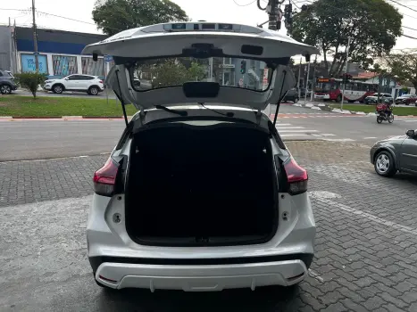 NISSAN Kicks 1.6 16V 4P FLEXSTART EXCLUSIVE XTRONIC AUTOMÁTICO CVT, Foto 7 NISSAN Kicks 1.6 16V 4P FLEXSTART EXCLUSIVE XTRONIC AUTOMÁTICO CVT, Foto 7