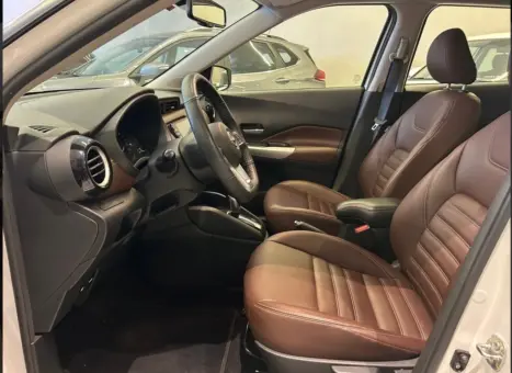 NISSAN Kicks 1.6 16V 4P FLEXSTART EXCLUSIVE XTRONIC AUTOMÁTICO CVT, Foto 11 NISSAN Kicks 1.6 16V 4P FLEXSTART EXCLUSIVE XTRONIC AUTOMÁTICO CVT, Foto 11