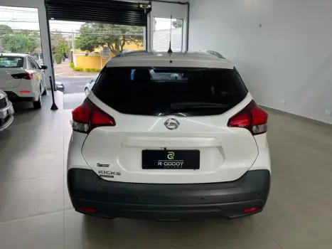 NISSAN Kicks 1.6 16V 4P FLEXSTART S DIRECT X-TRONIC AUTOM�TICO CVT, Foto 5