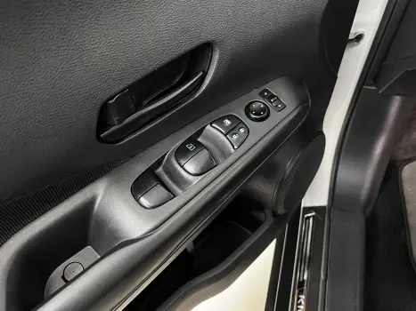 NISSAN Kicks 1.6 16V 4P FLEXSTART XPLAY XTRONIC AUTOM�TICO CVT, Foto 11