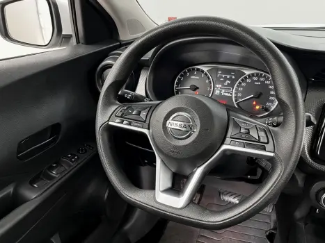 NISSAN Kicks 1.6 16V 4P FLEXSTART XPLAY XTRONIC AUTOM�TICO CVT, Foto 12