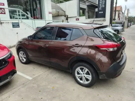 NISSAN Kicks 1.6 16V 4P FLEXSTART EXCLUSIVE XTRONIC AUTOM�TICO CVT, Foto 2