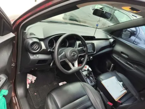 NISSAN Kicks 1.6 16V 4P FLEXSTART EXCLUSIVE XTRONIC AUTOM�TICO CVT, Foto 3