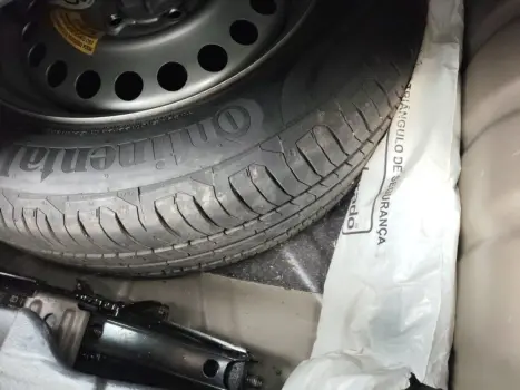 NISSAN Kicks 1.6 16V 4P FLEXSTART EXCLUSIVE XTRONIC AUTOM�TICO CVT, Foto 5