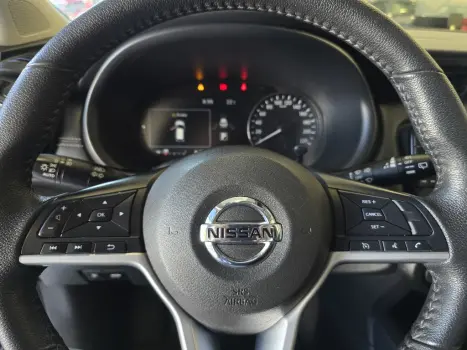 NISSAN Kicks 1.6 16V 4P FLEXSTART EXCLUSIVE XTRONIC AUTOM�TICO CVT, Foto 12