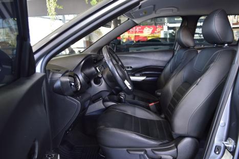 NISSAN Kicks 1.6 16V 4P FLEX SV X-TRONIC AUTOM�TICO CVT, Foto 3