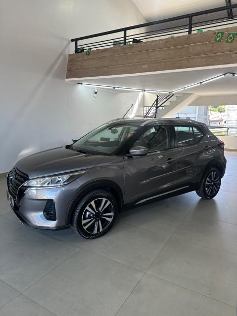 NISSAN Kicks 1.6 16V 4P FLEXSTART ADVANCE XTRONIC AUTOM�TICO CVT, Foto 3