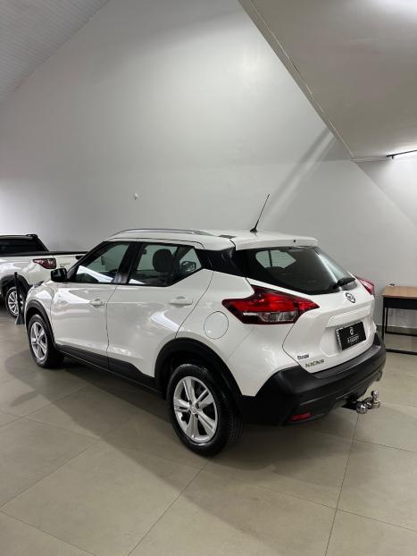NISSAN Kicks 1.6 16V 4P FLEXSTART S X-TRONIC AUTOM�TICO CVT, Foto 4