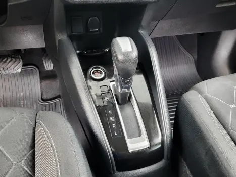 NISSAN Kicks 1.6 16V 4P FLEXSTART XPLAY XTRONIC AUTOMÁTICO CVT, Foto 16