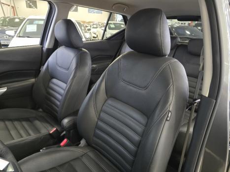 NISSAN Kicks Play 1.6 16V FELXSTART ADVANCE PLUS XTRONIC AUTOM�TICO, Foto 16