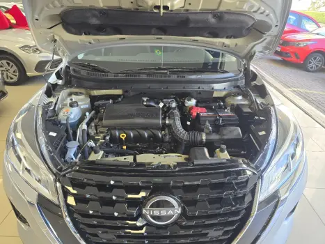 NISSAN Kicks Play 1.6 16V FELXSTART SENSE XTRONIC AUTOM�TICO, Foto 19