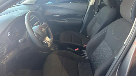 NISSAN Kicks Play 1.6 16V FELXSTART SENSE XTRONIC AUTOM�TICO, Foto 4