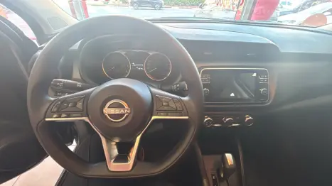 NISSAN Kicks Play 1.6 16V FELXSTART SENSE XTRONIC AUTOM�TICO, Foto 6