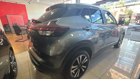 NISSAN Kicks Play 1.6 16V FELXSTART SENSE XTRONIC AUTOM�TICO, Foto 13