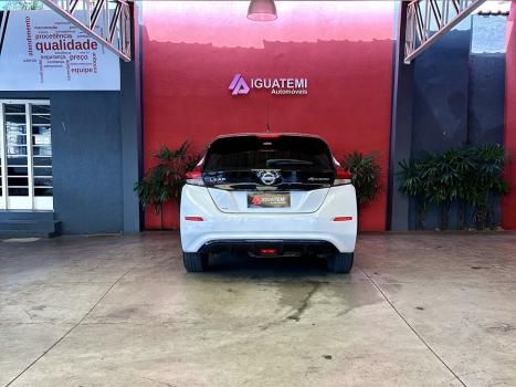 NISSAN Leaf B12P 4P 40 EL�TRICO, Foto 3
