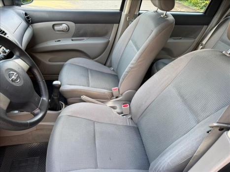NISSAN Livina 1.6 16V 4P FLEX, Foto 5