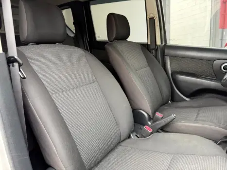 NISSAN Livina 1.6 16V FLEX NIGHT&DAY, Foto 6