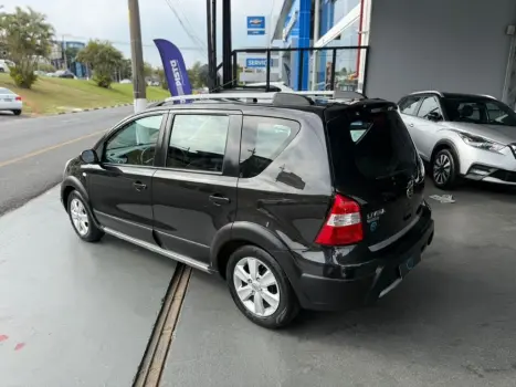 NISSAN Livina 1.8 16V 4P SL X-GEAR FLEX AUTOMÁTICO, Foto 6 NISSAN Livina 1.8 16V 4P SL X-GEAR FLEX AUTOMÁTICO, Foto 6