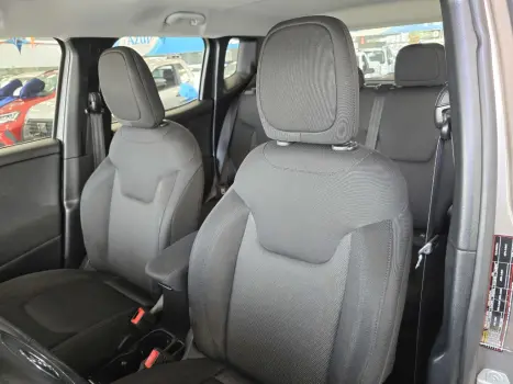 NISSAN Livina 1.8 16V 4P FLEX AUTOMTICO, Foto 15