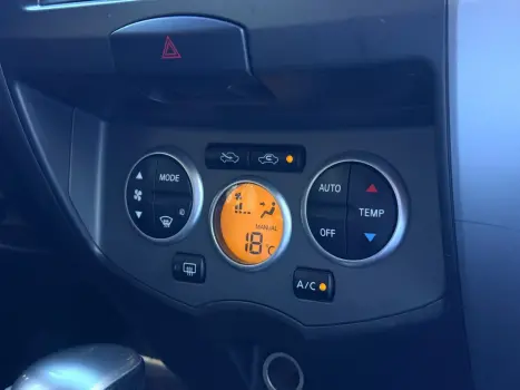 NISSAN Livina 1.8 16V 4P SL FLEX AUTOM�TICO, Foto 12