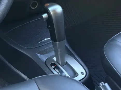 NISSAN Livina 1.8 16V 4P SL FLEX AUTOM�TICO, Foto 13