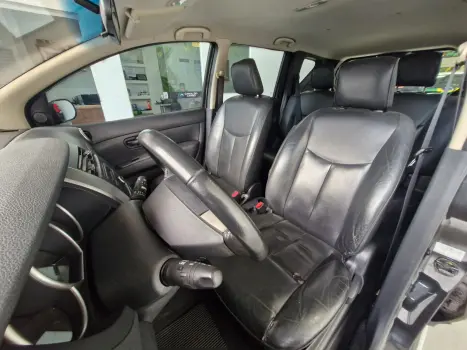 NISSAN Livina 1.8 16V 4P SL X-GEAR FLEX AUTOM�TICO, Foto 9