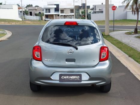 NISSAN March 1.0 12V 4P S FLEX, Foto 3