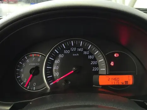 NISSAN March 1.0 12V 4P SV FLEX, Foto 12