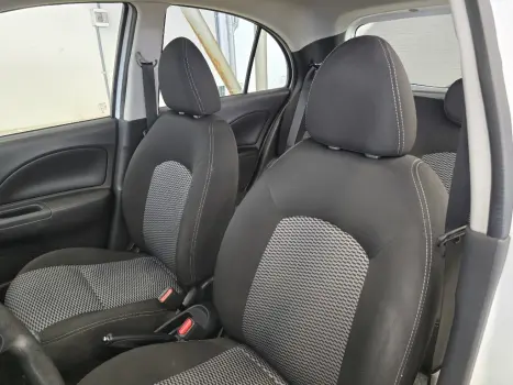 NISSAN March 1.0 12V 4P SV FLEX, Foto 15