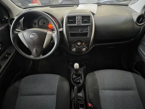 NISSAN March 1.0 12V 4P S FLEX, Foto 3